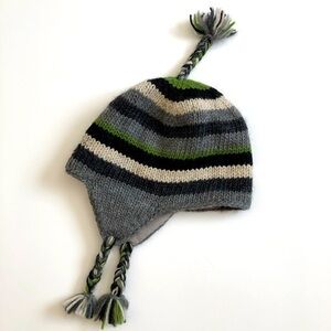 Everest Designs 100% Wool Knit  Fleece Lined Hat Earflaps & Tassels